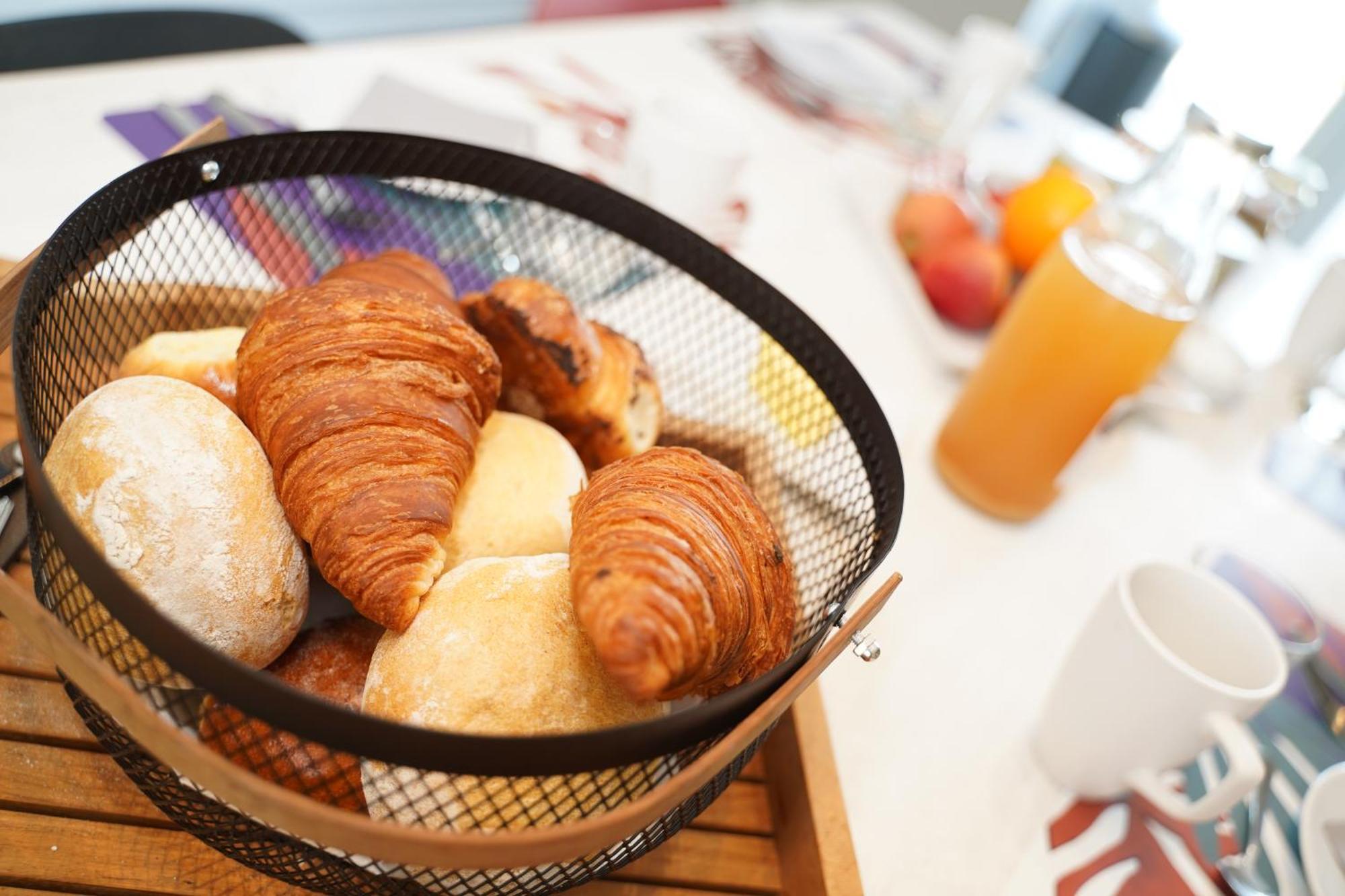 Sensup A 5Min De Pairi Daiza Bed & Breakfast Brugelette Exterior photo